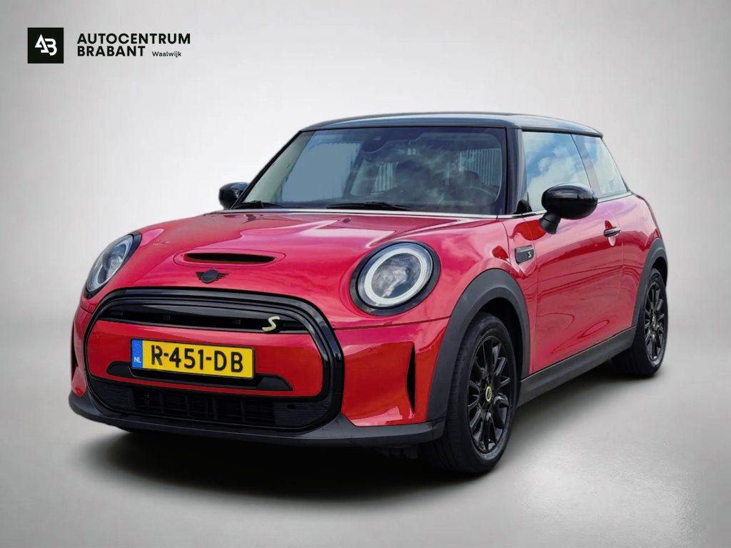 MINI Cooper MINI Yours 33 kWh (SoH 96%, NL-auto, 1e Eig, BTW, Camera, Carplay, Climate Con, Navi, Parkeersensor, Etc)