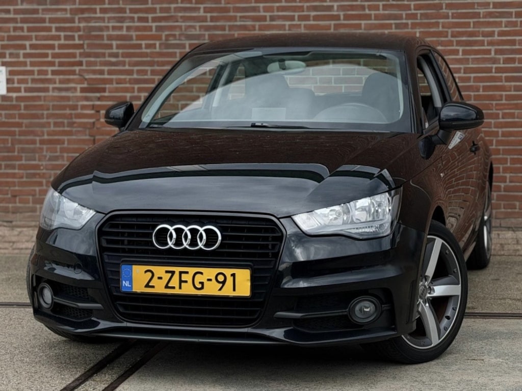 Audi A1 1.2 TFSI Admired |Clima |Navi |CruiseC |S-Line
