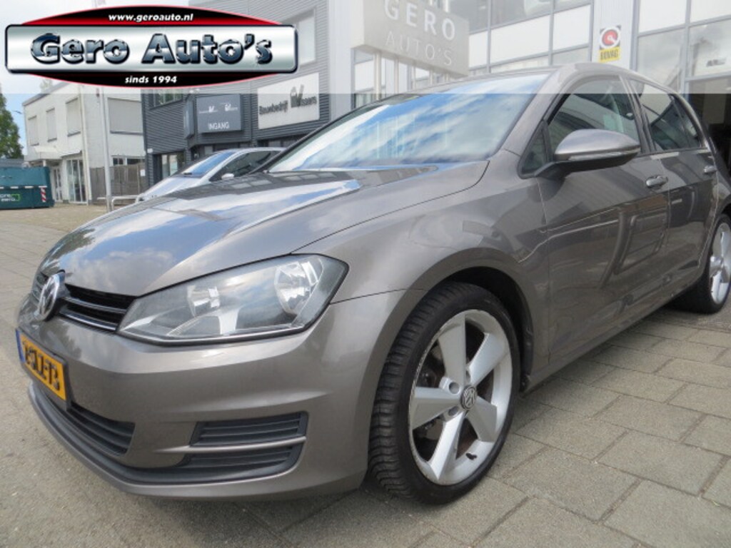 Volkswagen Golf 1.2 TSI Trendline 5 drs ,nl-auto airco trekhaak
