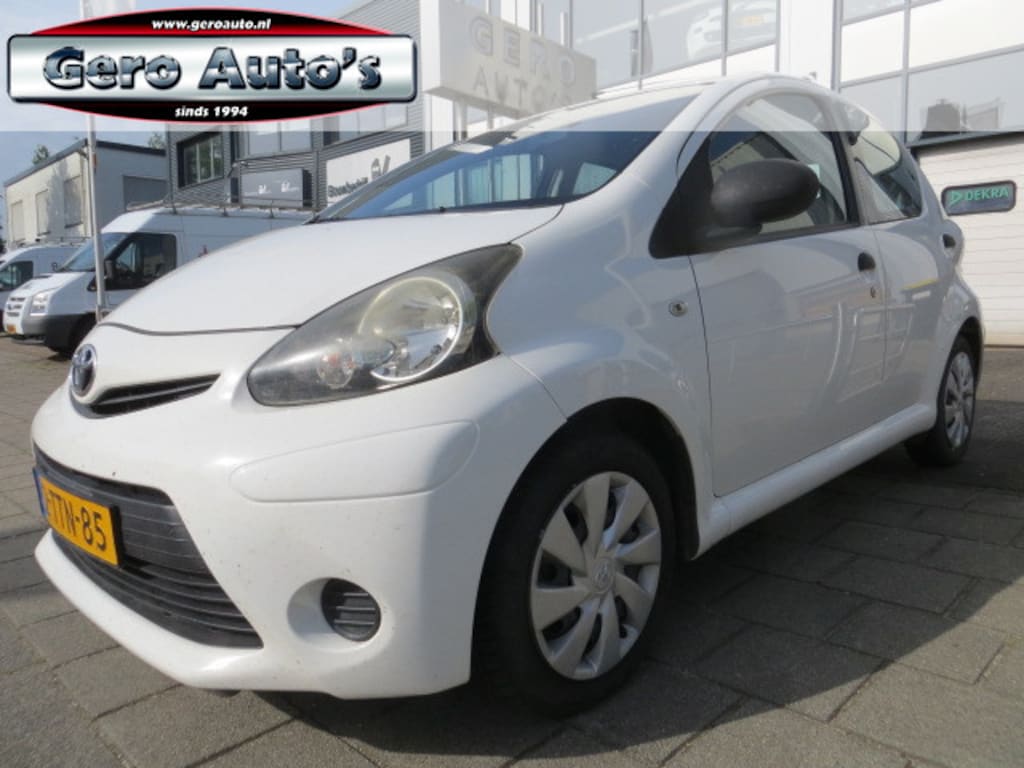 Toyota Aygo 1.0 VVT-i Comfort 5 deurs ,airco ,elec pakket