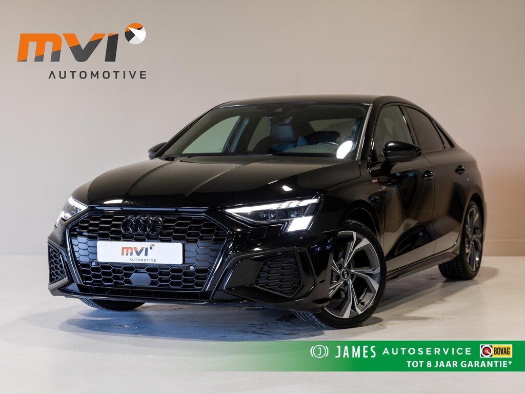 Audi A3 Limousine 35 TFSI S-Line edition / 150pk / NAP / Matrix LED / Stoelverwarming / Adaptieve cruise control /