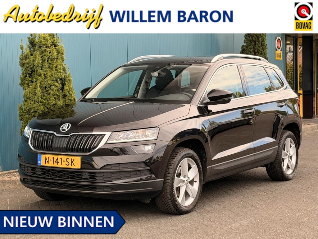Skoda Karoq 1.0 TSI Business Edition Plus TREKH. | ADAPT.CRUISE | CAM | CARPLAY | NAV | LED | KEYLESS | PDC