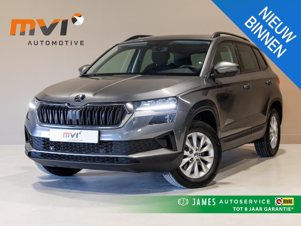 Skoda Karoq 1.5 TSI ACT Business Edition / 150pk / Achteruitrij camera / Adaptieve cruise control / Automatische klimaatregeling /