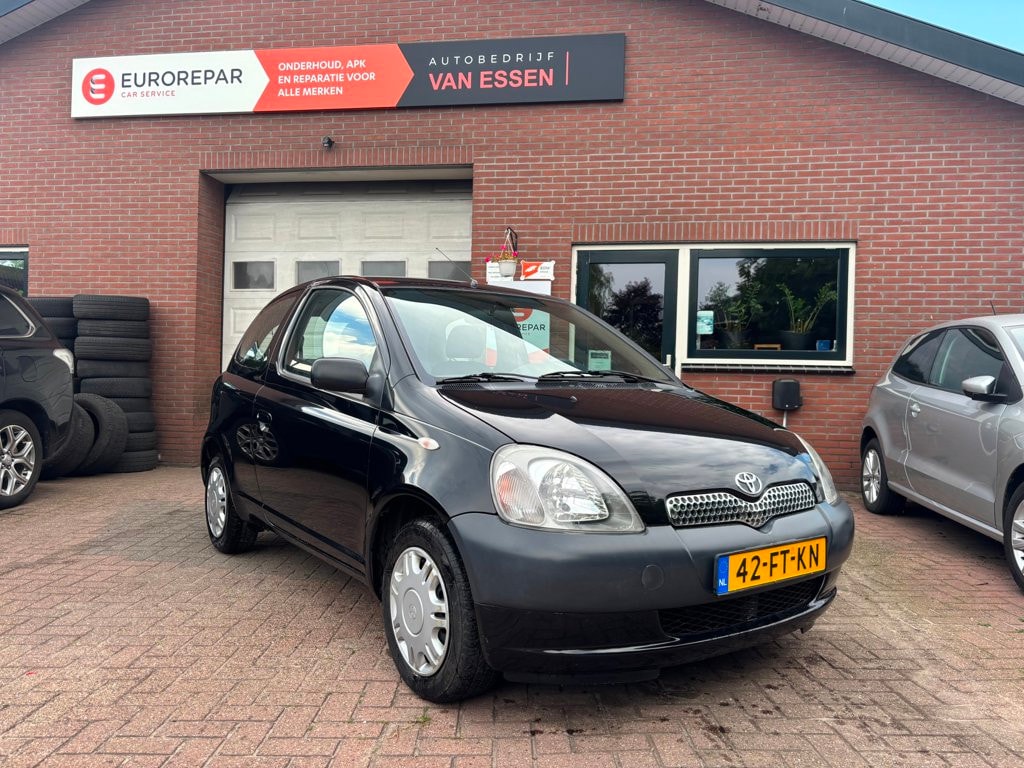 Toyota Yaris 1.0-16V VVT-i Terra