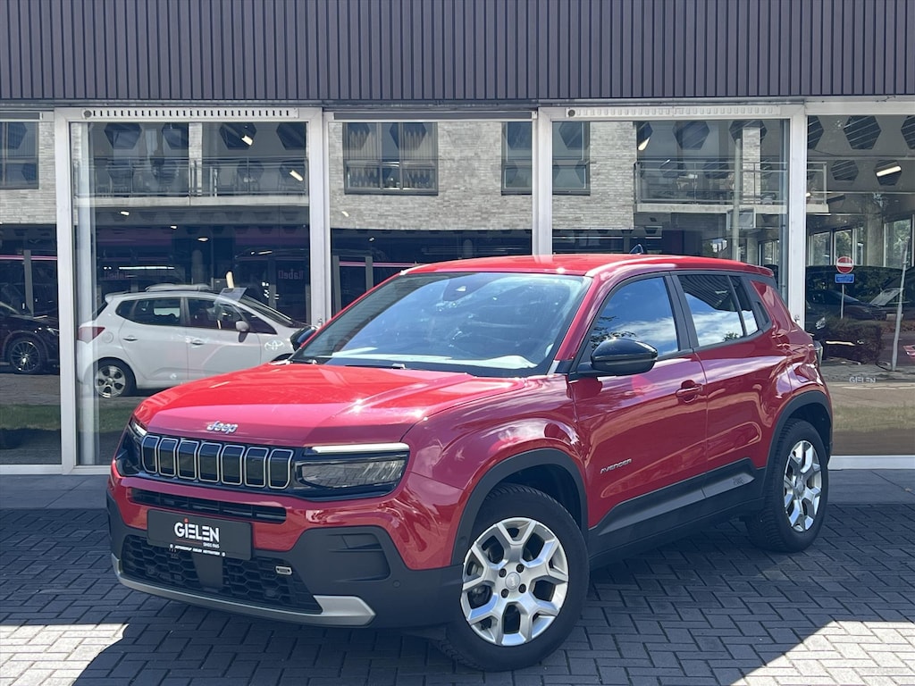 Jeep Avenger 1.2T 100pk Altitude | JBL, Dodehoekherkenning, Keyless, Startknop, Parkeersensoren, Camera, Adaptive cruise control