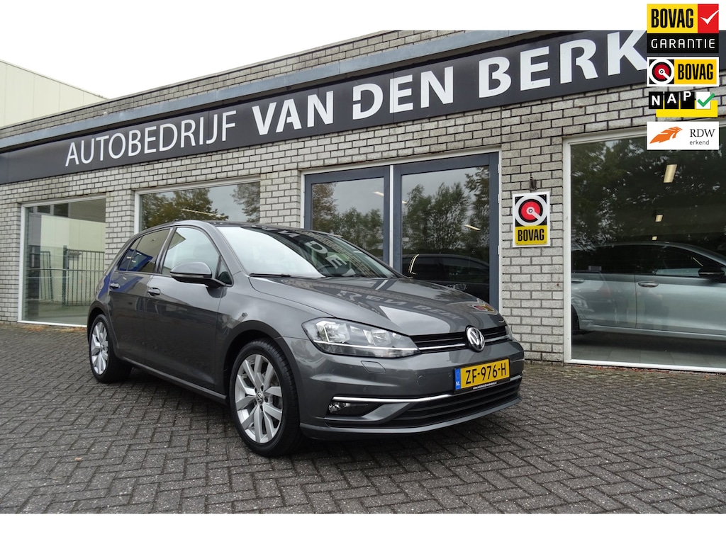 Volkswagen Golf 1.0 TSI Highline DSG / Vitual