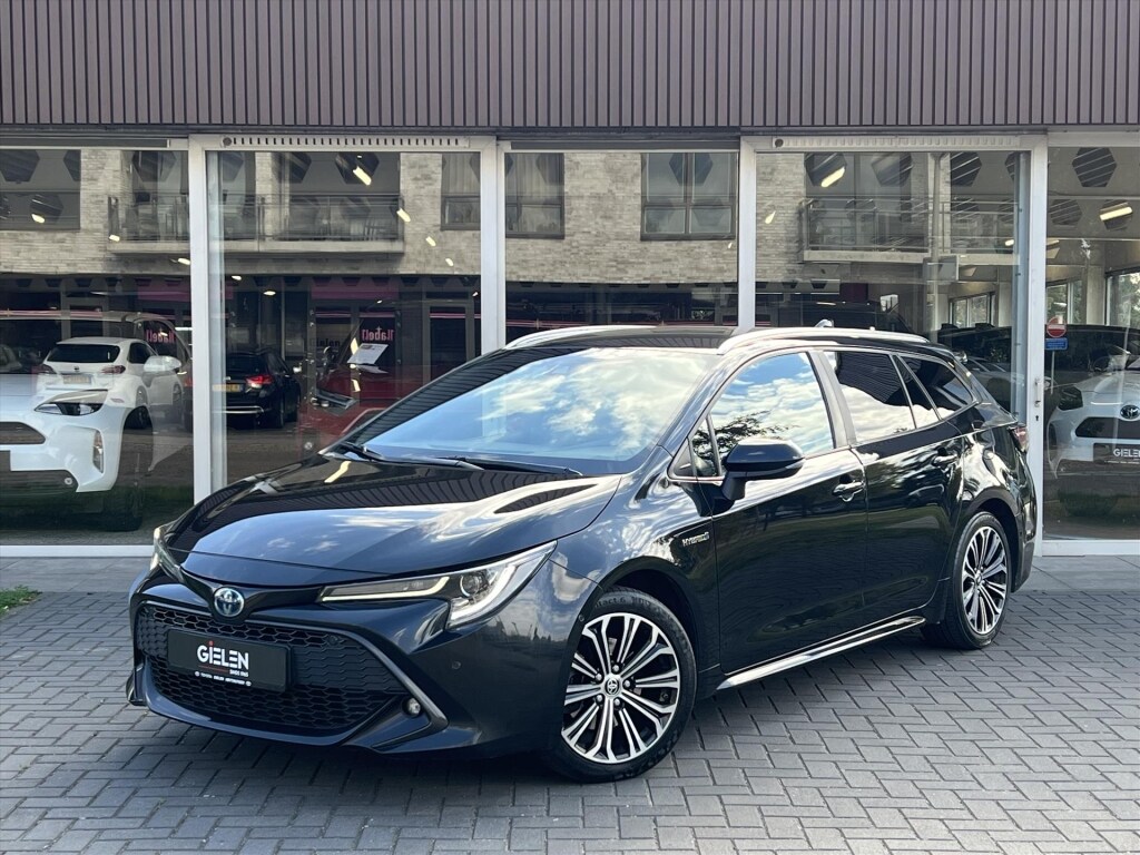 Toyota Corolla Touring Sports 2.0 Hybrid Dynamic Plus | Dodehoekherkenning, Parkeersensoren, Stoel + Stuurverwarming, Keyless, 17 inch
