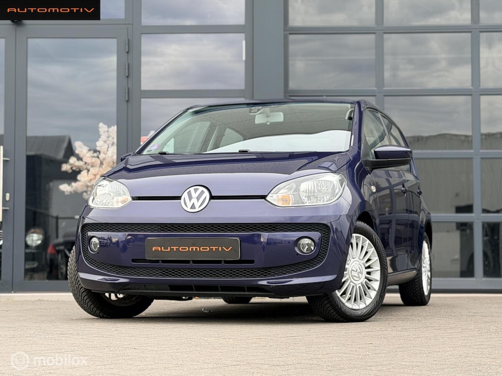 Volkswagen Up! 1.0 high up! BlueMotion CRUISE / STOELVRWRMNG