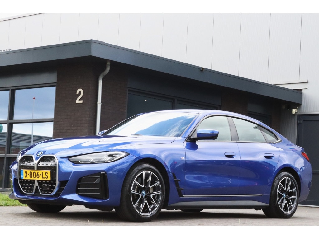 BMW i4 eDrive40 M Sport I SOH 94% I 360° I Head Up I HK Audio