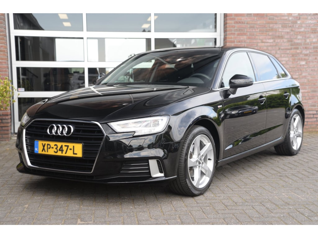 Audi A3 Sportback 30 TFSI Sport Edition | S-Line | Orig. NL | Trekhaak | LED |
