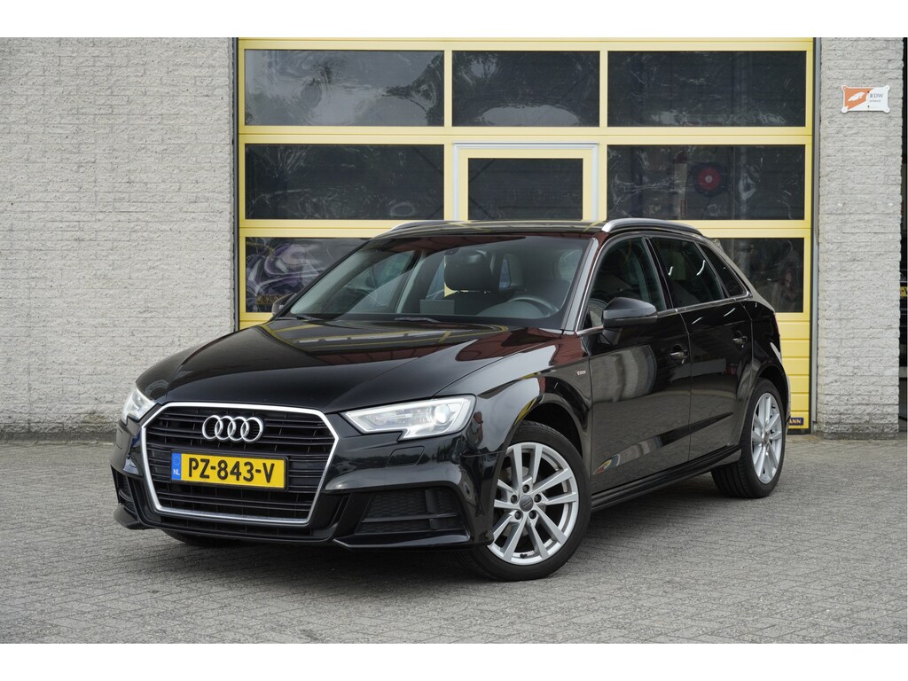 Audi A3 Sportback 1.0 TFSI 5drs S-Line BJ2017 Lmv 17" | Led | Pdc | Sideskirts | Navi | Climate control | Cruise control | Getint glas