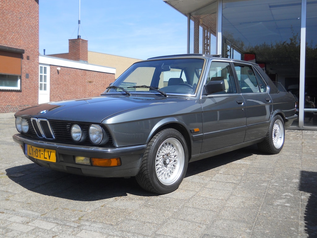 BMW 5-Serie 528i NL Auto