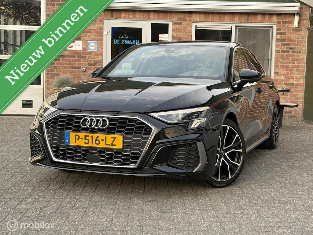 Audi A3 Limousine 35 TFSI S edition|Leer|Adaptive Cruise|Keyless Start-Go|Stoelverwarming.