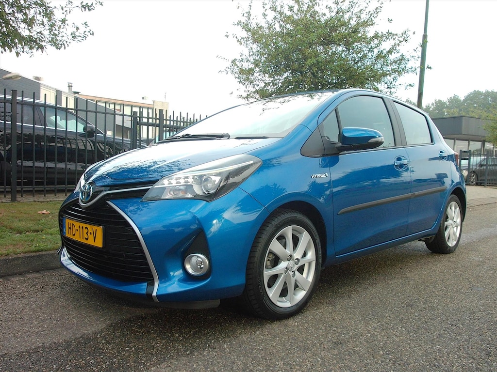 Toyota Yaris 1.5 Full Hybrid 100pk 5D Aut Dynamic Clima Parkeer Camera Mooi