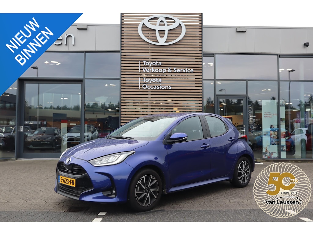 Toyota Yaris 1.5 VVT-i DYNAMIC NAVI AFN-TREKHAAK KEYLESS AIRCO 16"LMV LED-PAKKET APPLE/ANDROID DEALERONDERHOUDEN