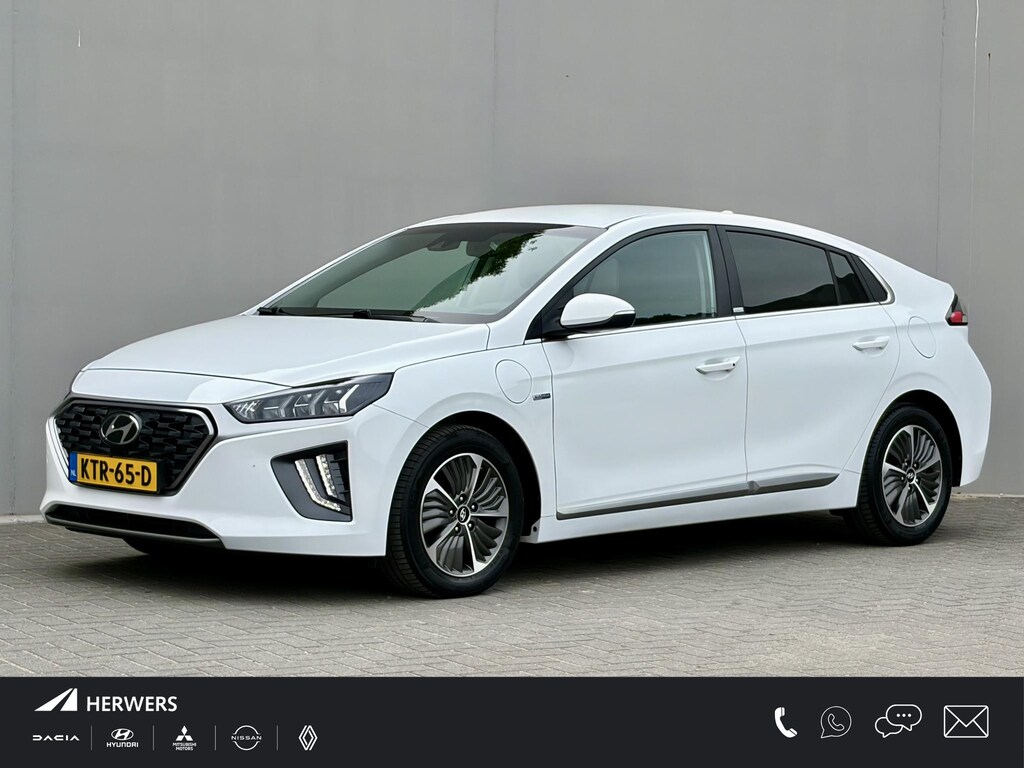 Hyundai Ioniq 1.6 GDi Comfort - Plus / PHEV / Plug-in / Navigatie / Camera / Android Auto/Apple Carplay / Cruise Control Adaptief / Stuur & Stoelverwarming /