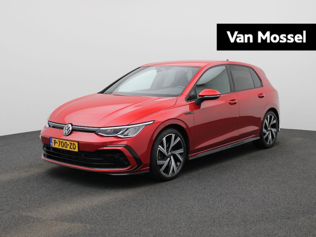 Volkswagen Golf 1.5 eTSI R-Line Business 150 PK| Dealeronderhouden | Navigatie | Harman Kardon High End Audio | Stoelverwarming | Stuurwielverwarming | Parkeersensoren | 18 Inch Velgen