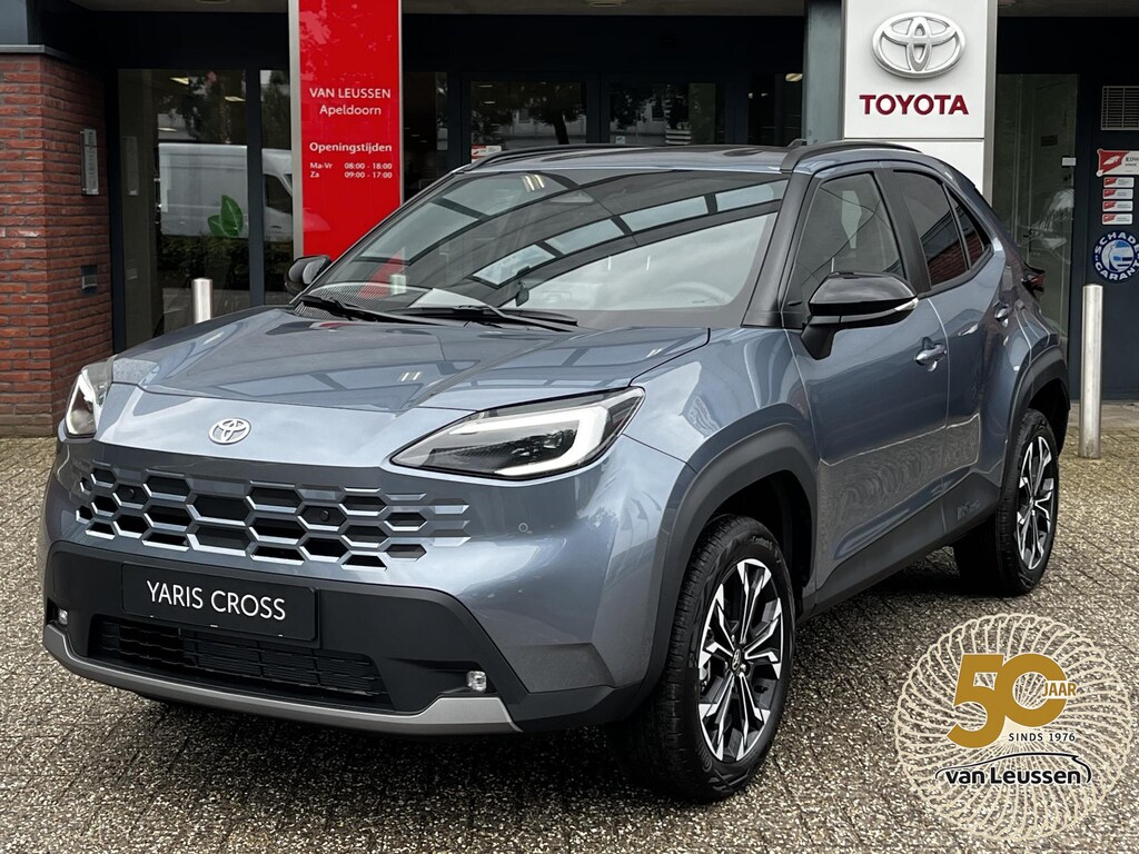 Toyota Yaris Cross 1.5 Hybrid 130 First Edition PARK-SENSOR BLINDSPOT STOEL/STUURVERWARMING AD-CRUISE CLIMA