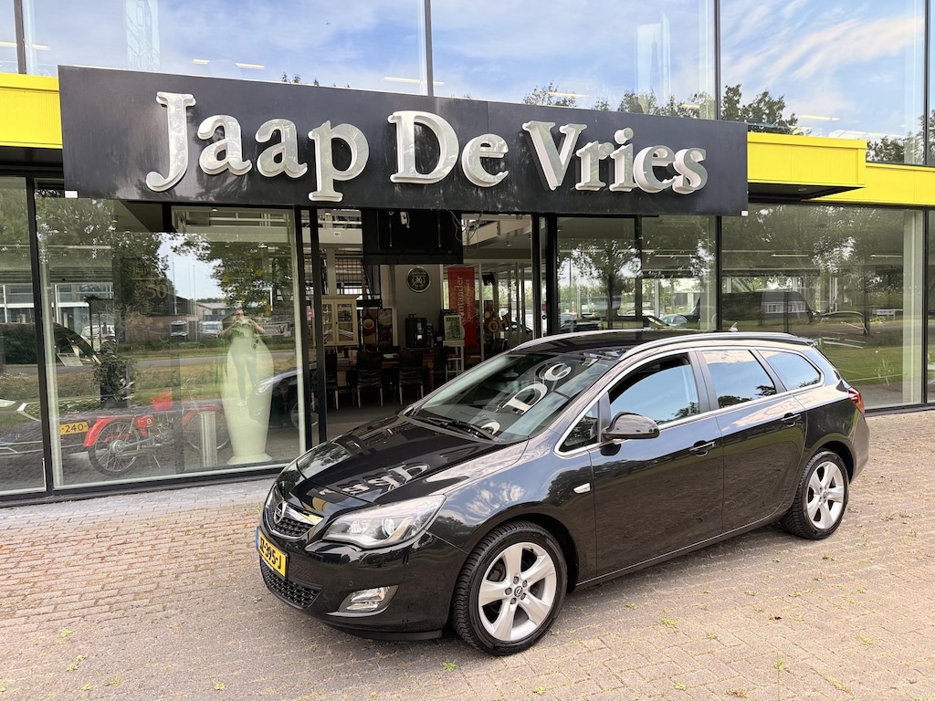 Opel Astra Sports Tourer 1.4 Turbo Sport