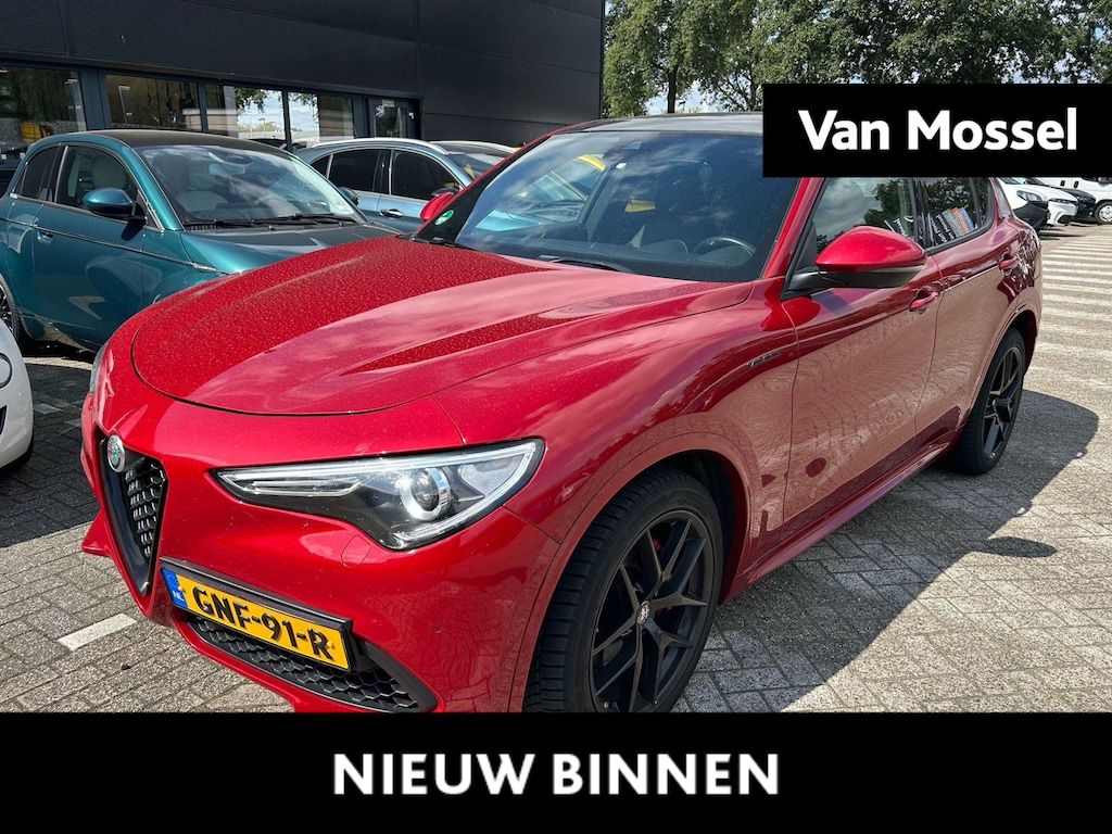 Alfa Romeo Stelvio 2.0 T 280 AWD Veloce Q4 | Schuifdak | Lederen Veloce interieur | Harman/Kardon | Stoel & Stuurverwrming | Apple carplay/Android Auto | Electrische Stoelen met geheugen | LMV 20"|