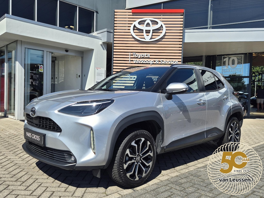 Toyota Yaris Cross 1.5 Hybrid 115 DYNAMIC STOEL/STUURVERW KEYLESS 17'' LM-VELGEN CLIMA NAVI CAMERA APPLE/ANDROID AD-CRUISE PRIVACY GLASS