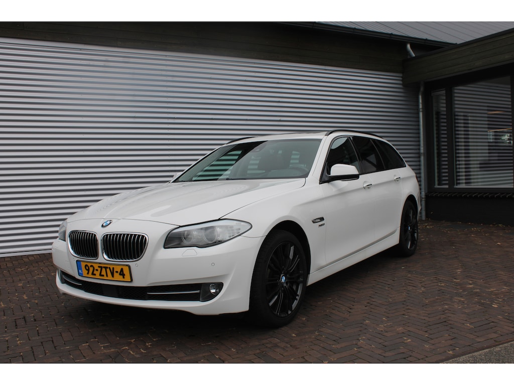 BMW 5-Serie Touring 525xd Executive PANORAMADAK