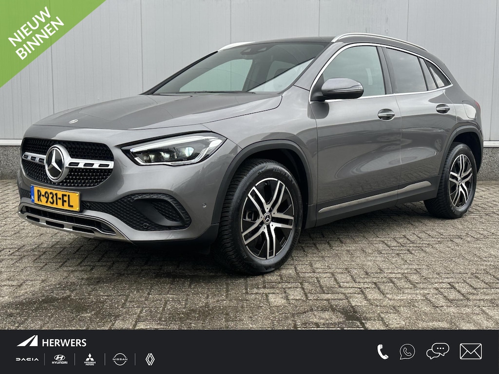 Mercedes-Benz GLA 250 e Business Solution Luxury Limited / Elektrische wegklapbare Trekhaak / Elektrische verstelbare voorstoelen met Memory / Stoelverwarming Voor / Panoramisch Glazen Schuif-Kanteldak /