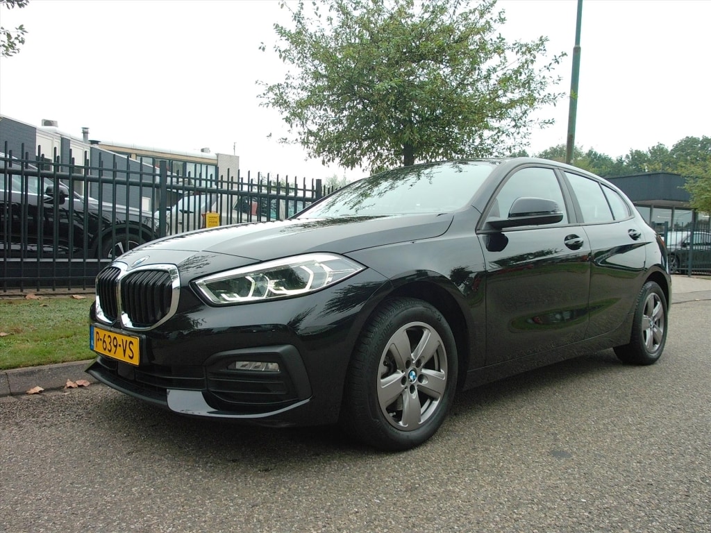 BMW 1-Serie (f40) 118i 136pk Automaat Business Edition Navigatie
