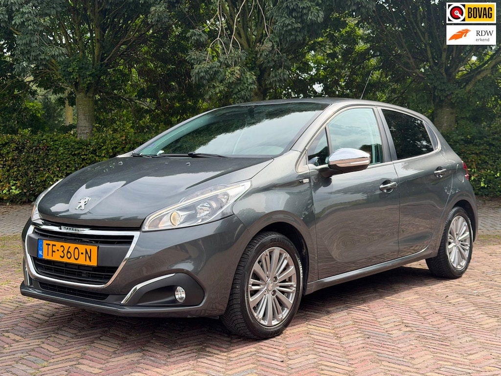 Peugeot 208 1.2 PureTech Style, Navi, Parkeersensor, Airco, Cruise Control