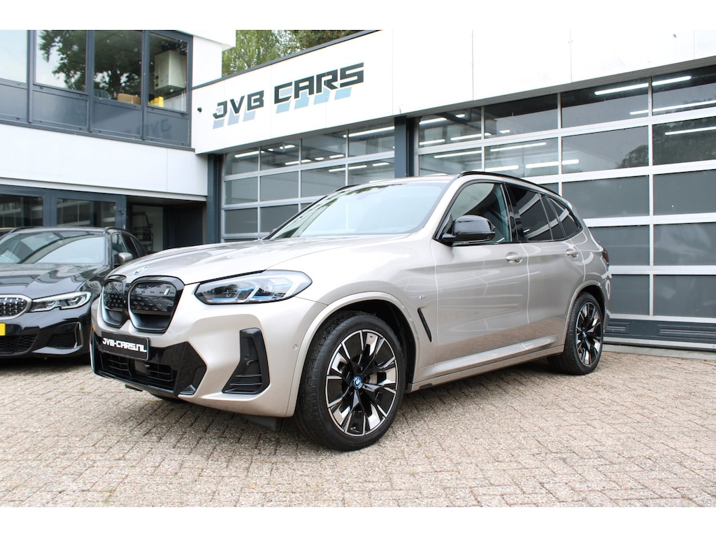 BMW iX3 High Executive 80 kWh
