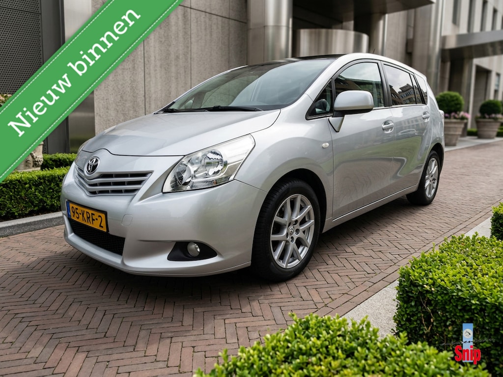 Toyota Verso-S 1.3 VVT-i Dynamic 7 Persoons