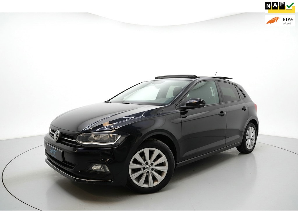 Volkswagen Polo 1.0 TSI Highline PANO LED PDC ACC CARPLAY