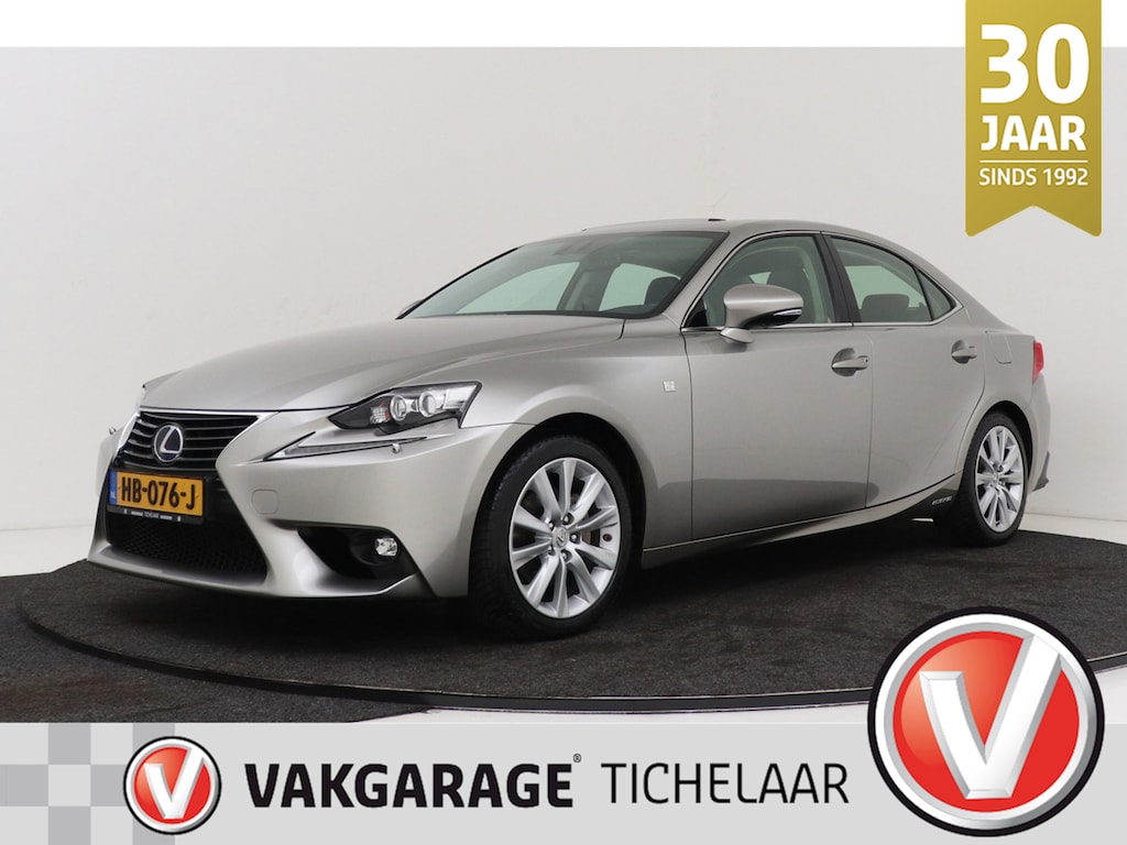 Lexus IS 300h 25th Edition | Org NL | Schuif-/Kanteldak | Volledige Documentatie | Camera | Navigatie | Stoelverwarming |