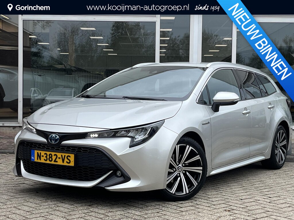 Toyota Corolla Touring Sports 1.8 Hybrid TeamNL l Dynamic l achteruitrijcamera l inklapbare spiegels