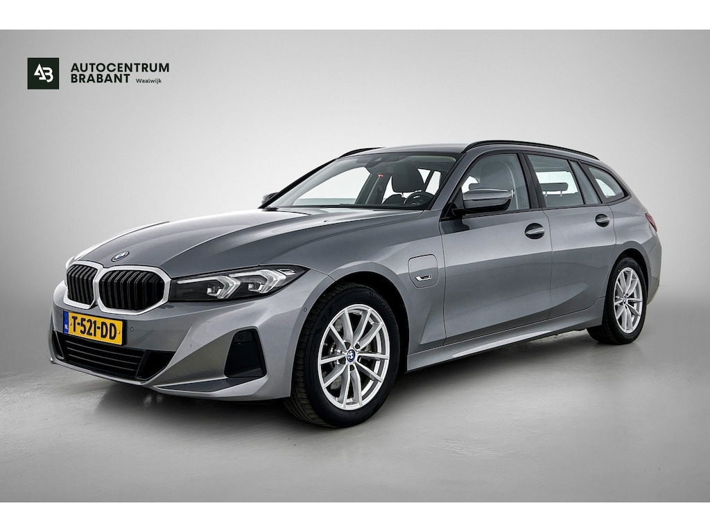 BMW 3-Serie Touring 320e (TREKHAAK WEGKLAPBAAR, MEMORY SEATS, LED, CAMERA, CARPLAY, 1e EIGENAAR, DEALER ONDERHOUDEN)