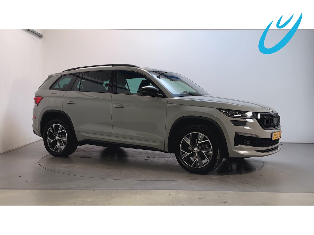 Skoda Kodiaq 1.5 TSI 150pk Sportline Business 7p. LED Panoramadak Trekhaak Camera Stoelverwarming