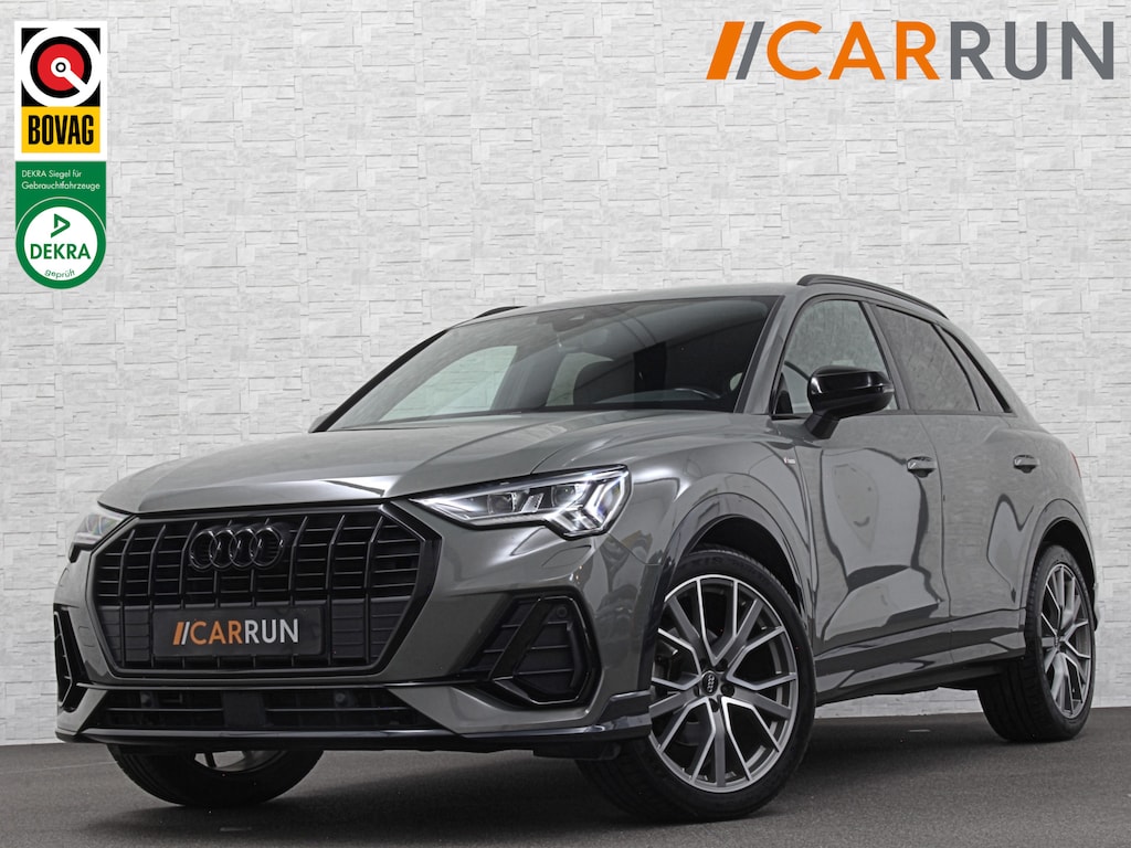 Audi Q3 35 TFSI S-Line | ACC | Trekhaak | Leder | Sportstoelen | Matrix-LED | Standkachel | Sfeerverlichting | Uniek Interieur | Carplay | 20 inch | Audi-Sound | Getint Glas | Lane-Assist | Stoelverwarming | Virtual-Cockpit | Dodehoek |