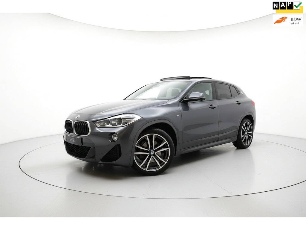 BMW X2 SDrive18i M SPORT PANO SFEER HUD LEER CAM TREKH