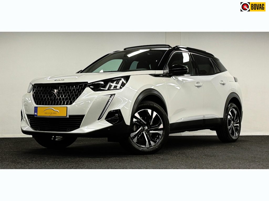 Peugeot 2008 1.2 PureTech GT Pack*Panodak*Navi*Camera*Leder*