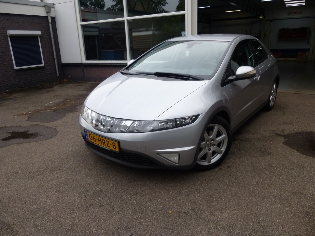 Honda Civic 1.8 SIVERSTONE