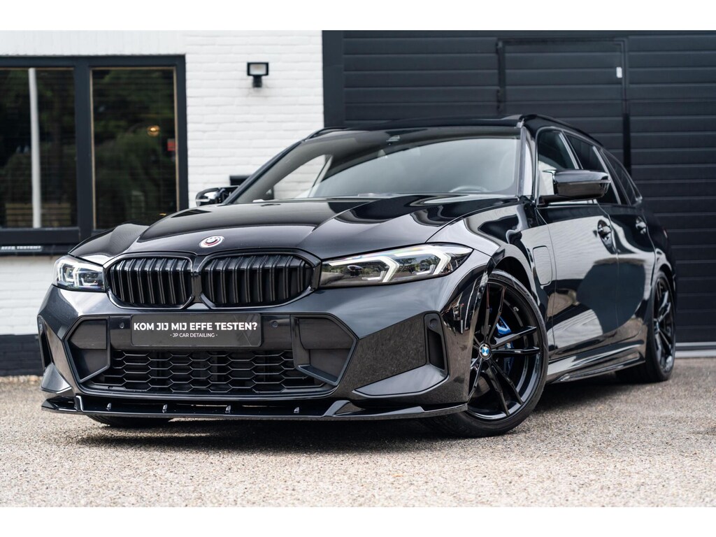 BMW 3-Serie Touring 330e M340I Pano H&K HU Trekhaak