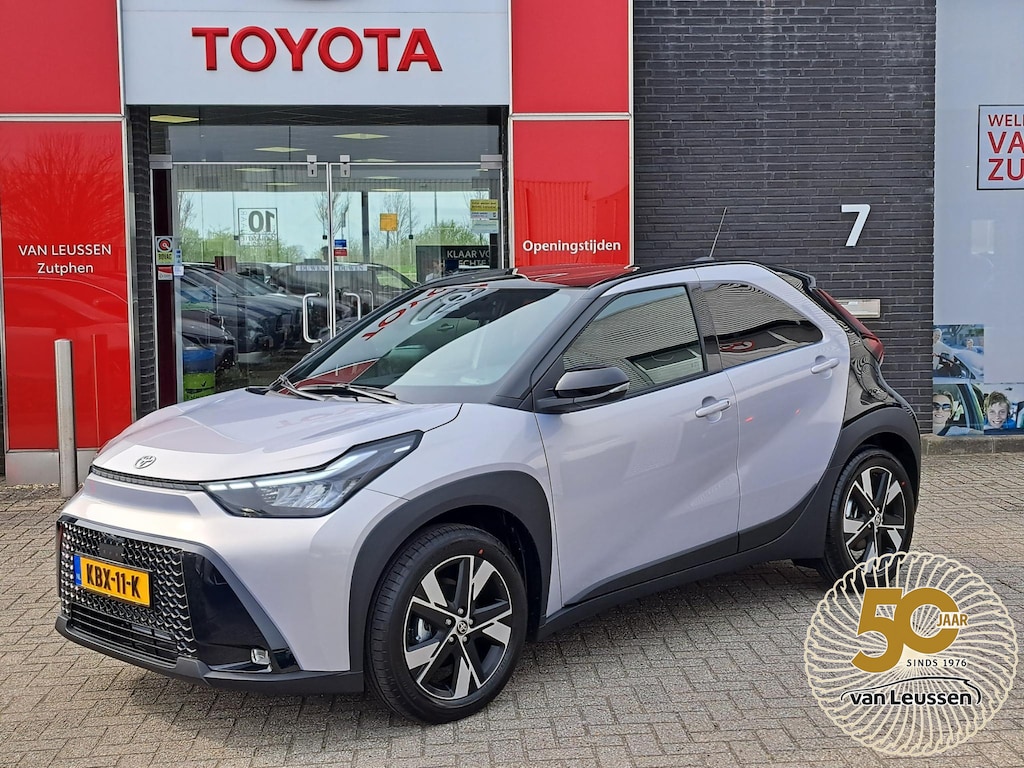 Toyota Aygo X HYBRID 115 PULSE APPLE/ANDROID CAMERA CLIMA 17"LMV EL-SPIEGELS PRIVACY-GLASS