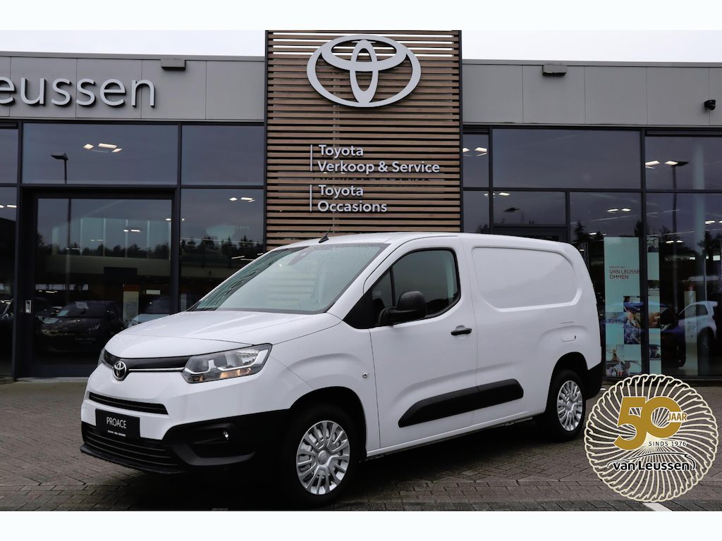 Toyota ProAce City 1.5 D-4D COOL L2 3-PERS AIRCO CRUISE BETIMMERD P-SENSOREN DAB APPLE/ANDROID 6-SPEED