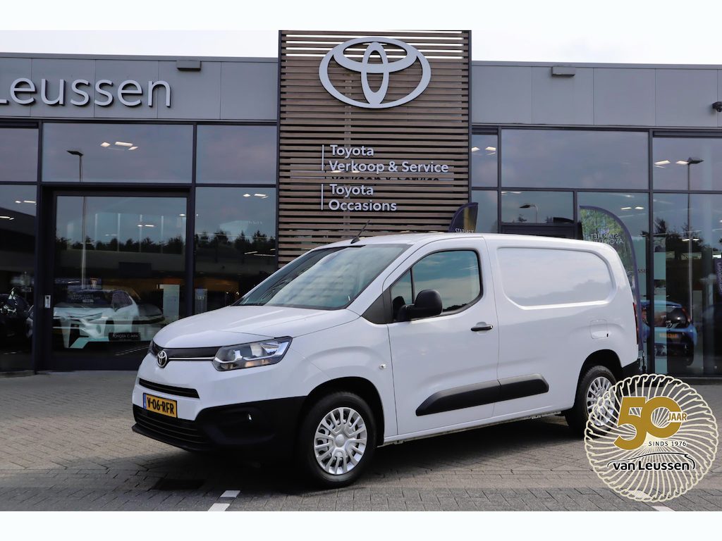 Toyota ProAce City 1.5 D-4D COOL L2 3-PERS AIRCO CRUISE BETIMMERD P-SENSOREN DAB APPLE/ANDROID 6-SPEED