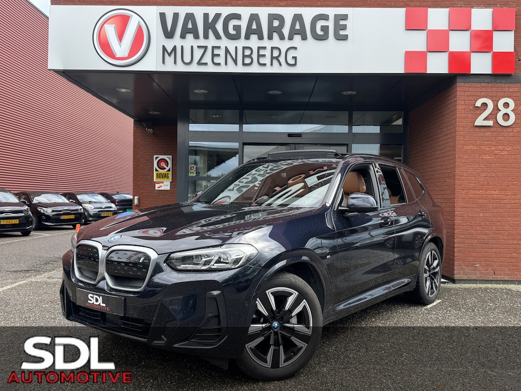 BMW iX3 High Executive 80 kWh // SOH 100% // SCHUIF-KANTELDAK // LEDER+ELEK. STOELEN // ELEK. KLEP// ADAPT. CRUISE // CAMERA