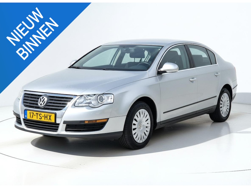 Volkswagen Passat 1.6 FSI Trendline AIRCO CRUISE TREKHAAK