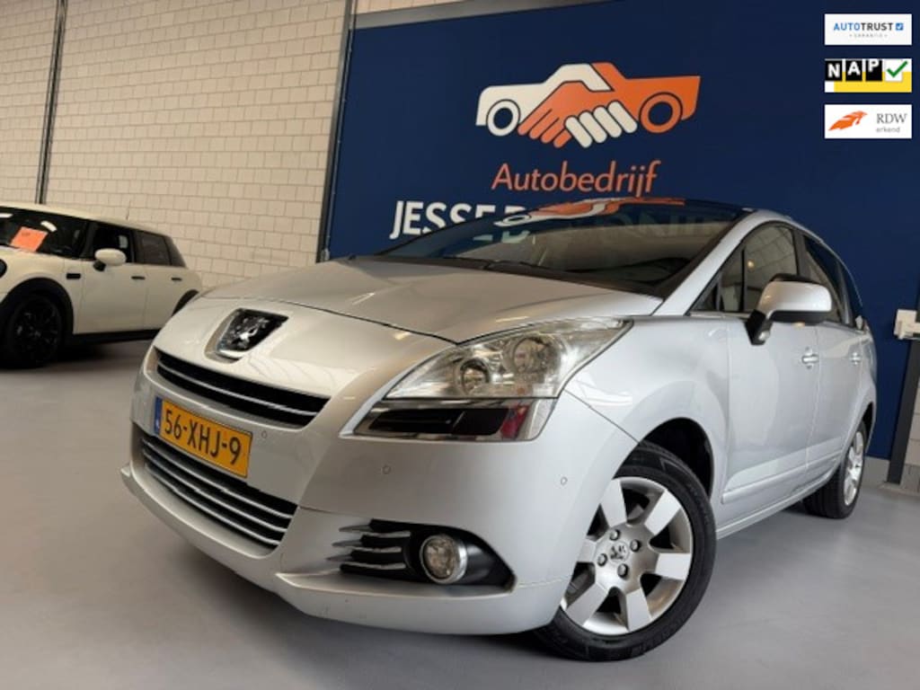 Peugeot 5008 1.6 THP Family 7persoons/ bj.2012/ NAP met 123603 km./ Panoramadak/ Climate/ Cruise/ APK 08/2027/ Trekhaak/Navigatie.
