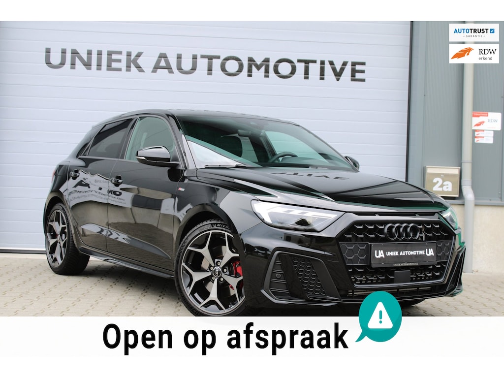 Audi A1 Sportback 40 TFSI COMPETITION | S LINE | SONOS | CAMERA | BLACK OPTIK | CARPLAY | 18" | HALFLEDER | DODEHOEK | 5 JR GAR!