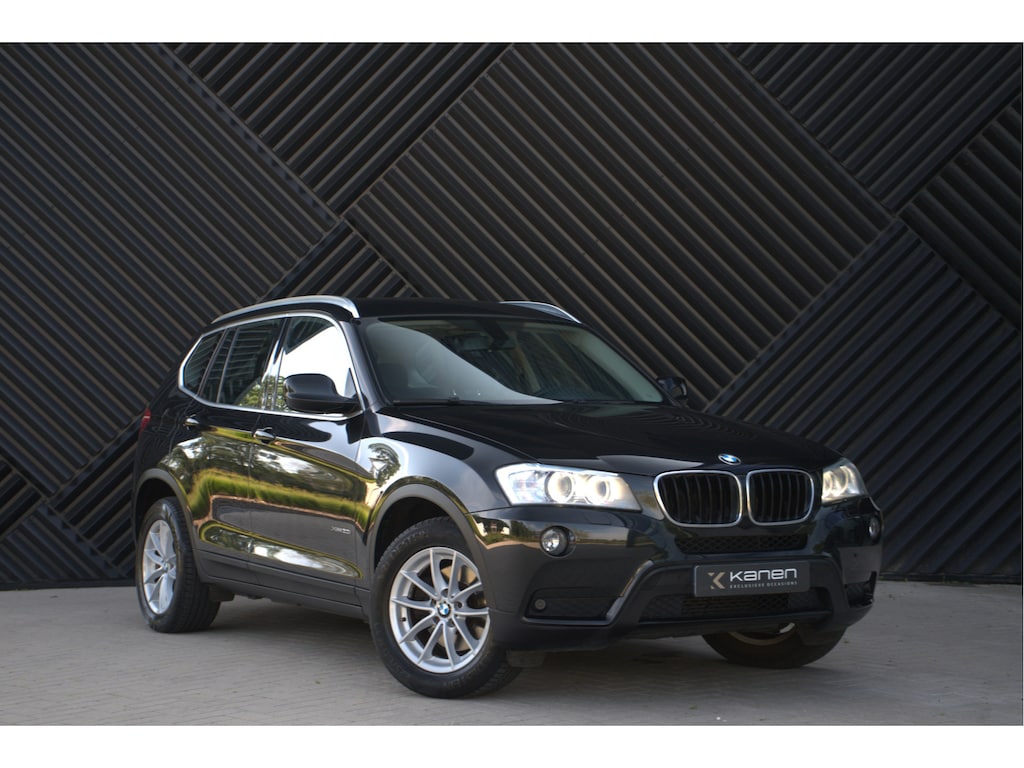 BMW X3 xDrive20i Aut Xenon Cruise Stoelverw. Leder Start/Stop PDC Trekhaak