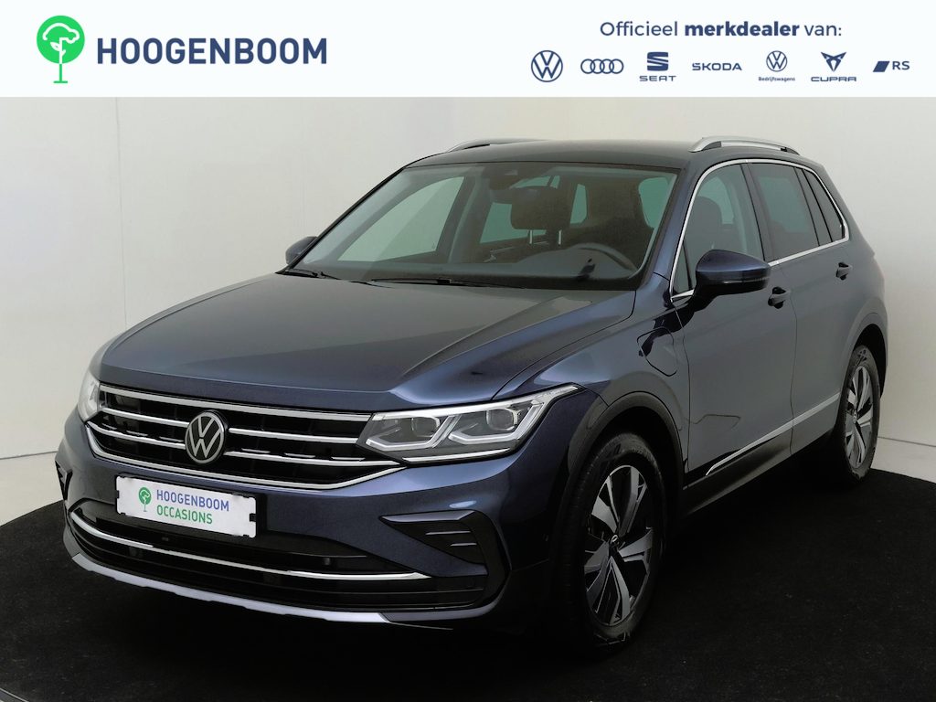 Volkswagen Tiguan 1.4 TSI eHybrid Elegance | SoH 87% | Trekhaak | Matrix LED verlichting | Parkeersensoren | Adaptieve cruise control | Lane assist | Stoel- en stuurwielverwarming | Elektrische kofferklep | Navigatie |